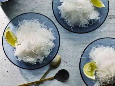 فالوده شیرازی (طرز تهیه) فالوده شیرازی (طرز تهیه)