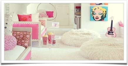 طراحی اتاق خواب دختربچه با رنگ‌های سفید و صورتی