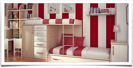 اتاق کودک با تخت دو طبقه و ترکیب رنگ سفید و قرمز راه راه