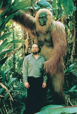 میمون های غول پیکر / Giant Apes