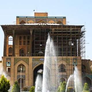 عالی‌قاپو، اصفهان
